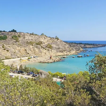 Semesterbostad Sharon - Coralli Beachfront *