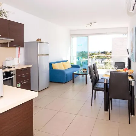 Sharon - Coralli Beachfront Semesterbostad Protaras
